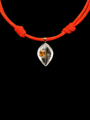 Medio Citrine Cowry Neon Paracrod Necklace