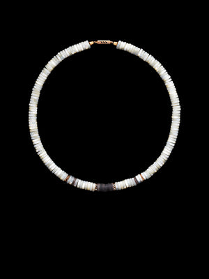 Champagne Mother of Pearl Puka 6mm