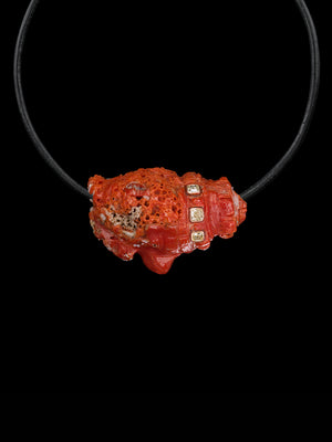 X Grande Coral Conch Bead with Cushion Cut Diamonds