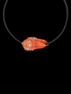 Grande Coral Conch Bead with Cushion Cut Diamonds